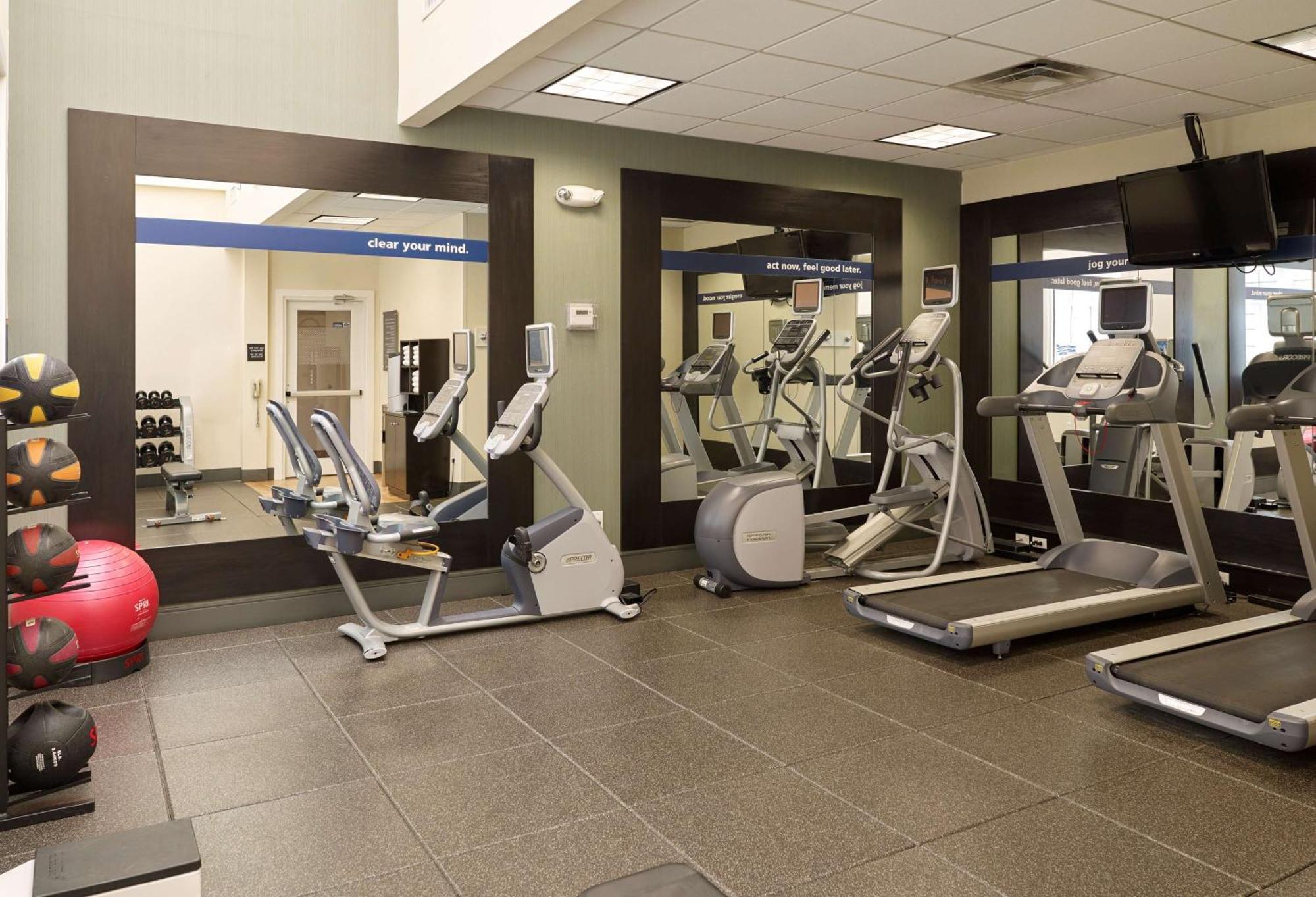 Hampton Inn Portland-Airport South Portland Esterno foto