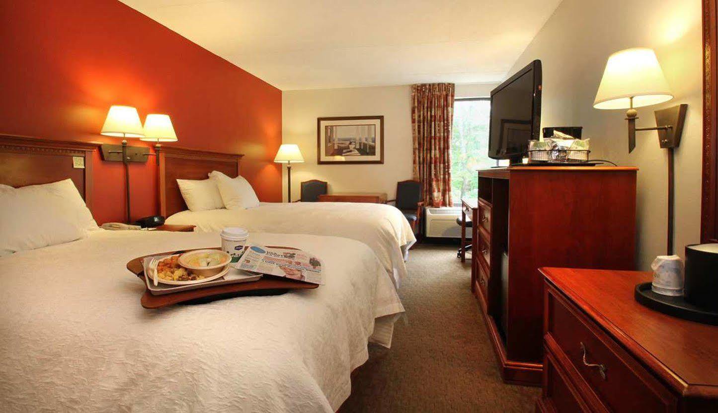 Hampton Inn Portland-Airport South Portland Esterno foto