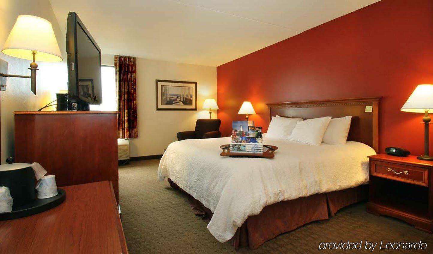 Hampton Inn Portland-Airport South Portland Esterno foto